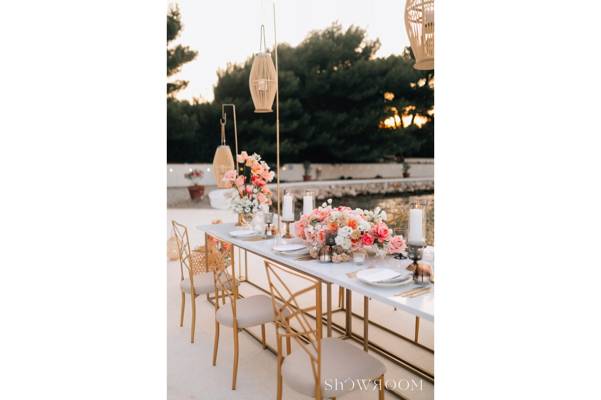 Dinner by the sea