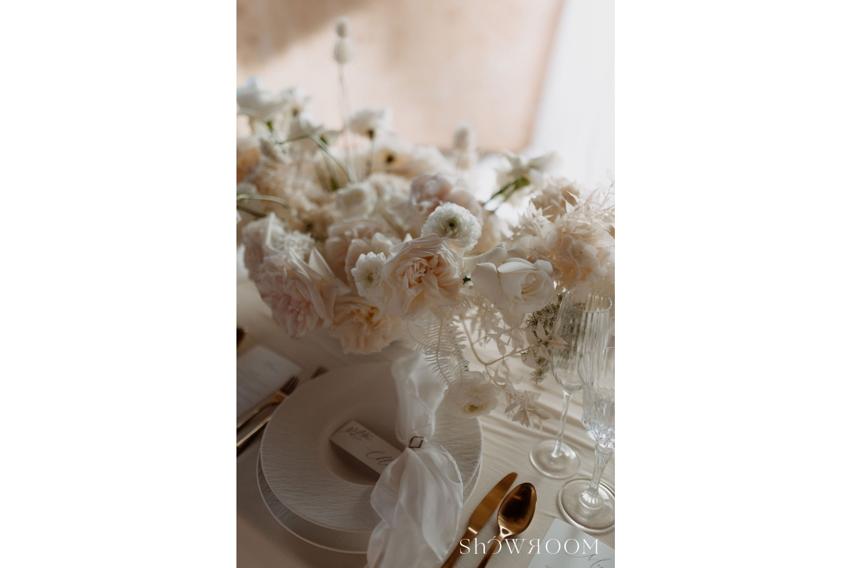 Fine Art City micro wedding