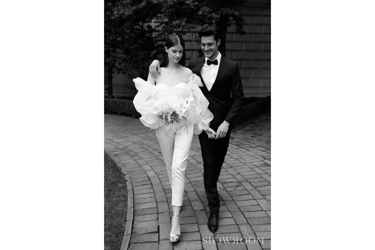 Fine Art City micro wedding