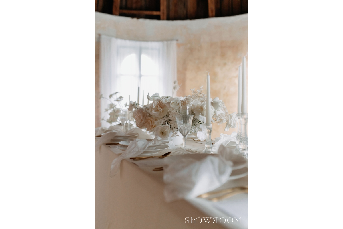 Fine Art City micro wedding