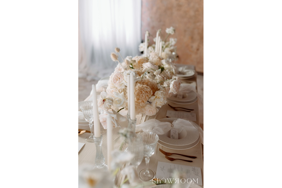 Fine Art City micro wedding