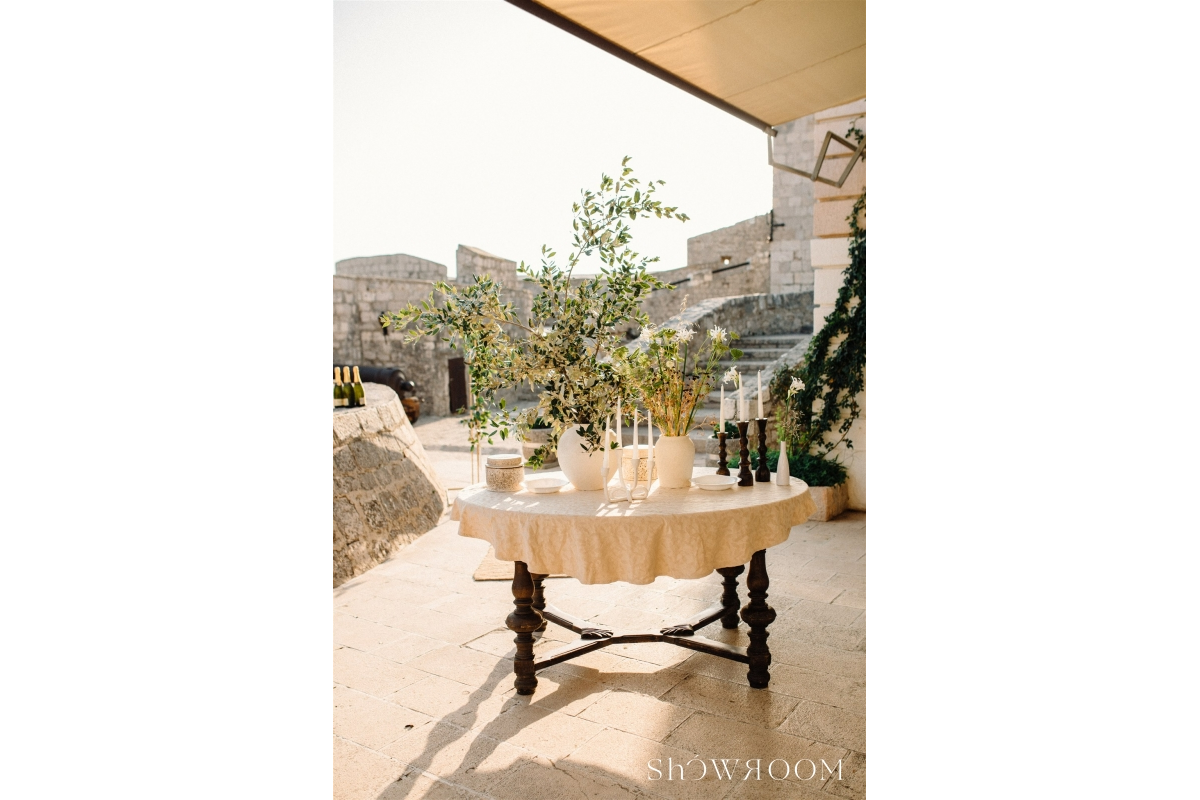 Mediterranean wedding at the Spanish fortress on Hvar