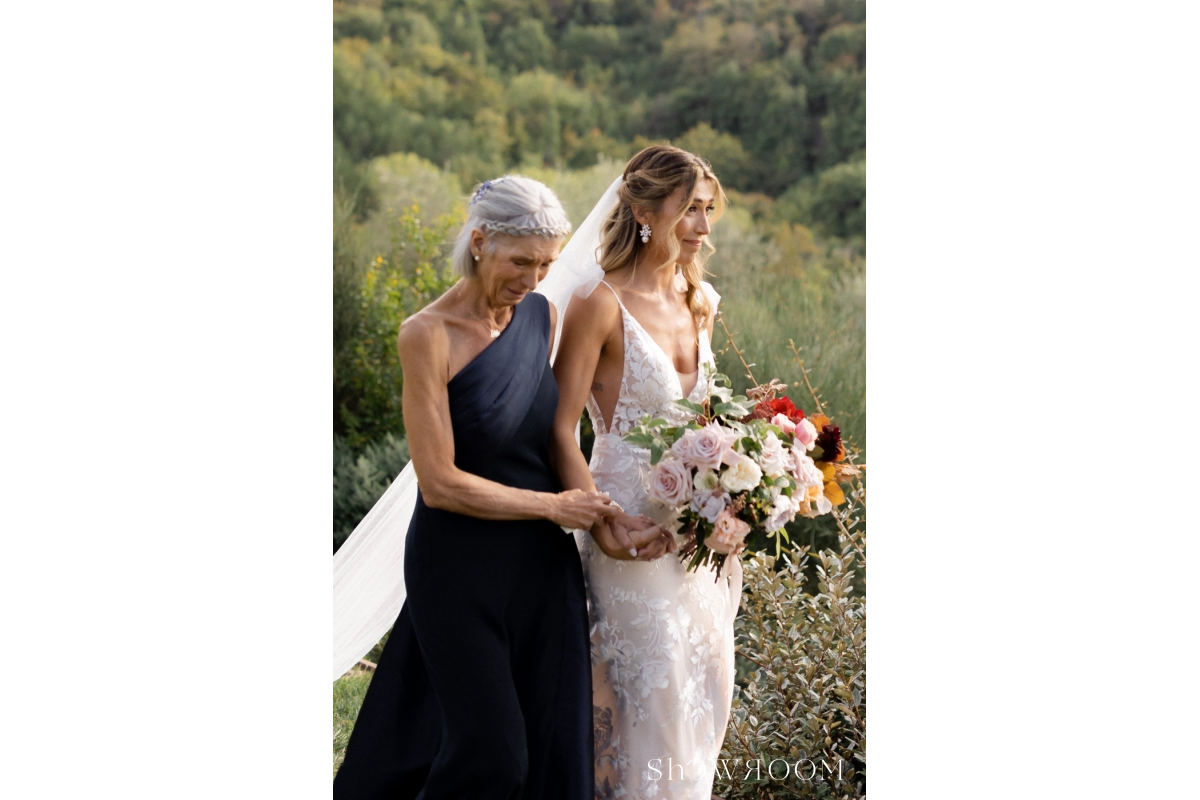 Luxury autumn wedding in San Canziano, Istria