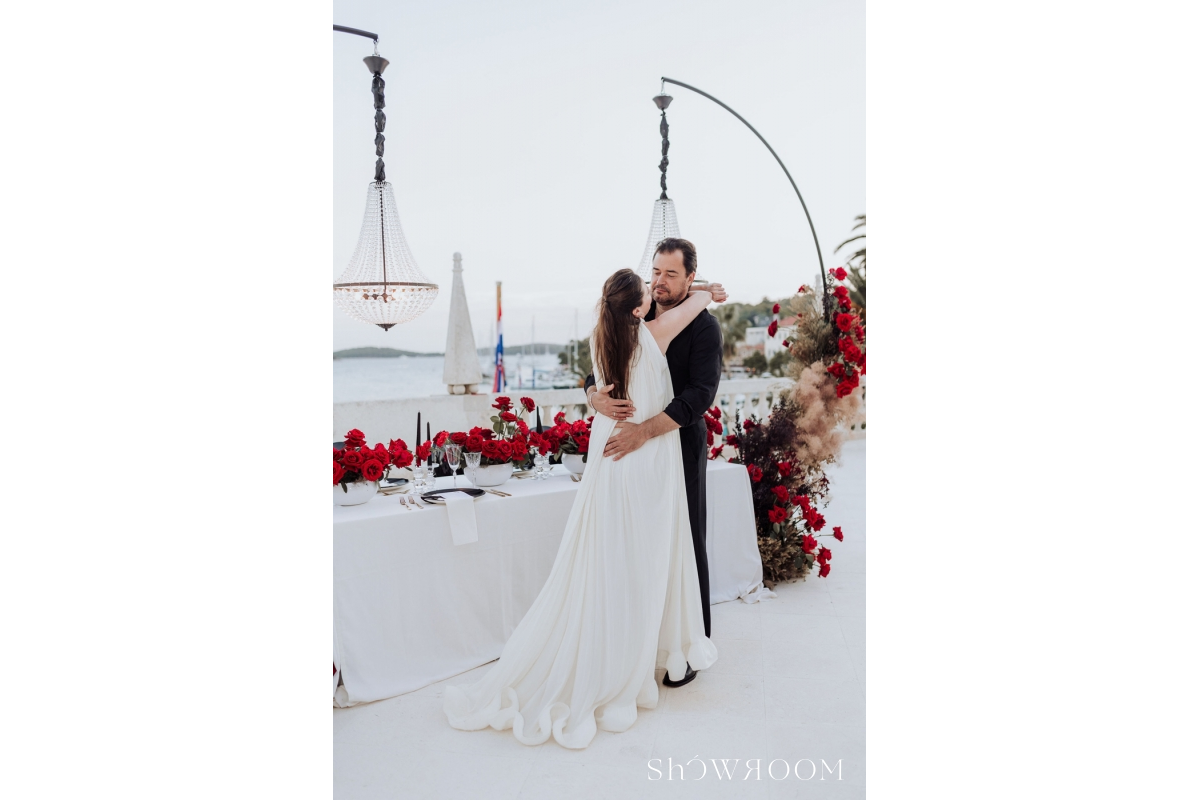A completely luxurious celebration of love