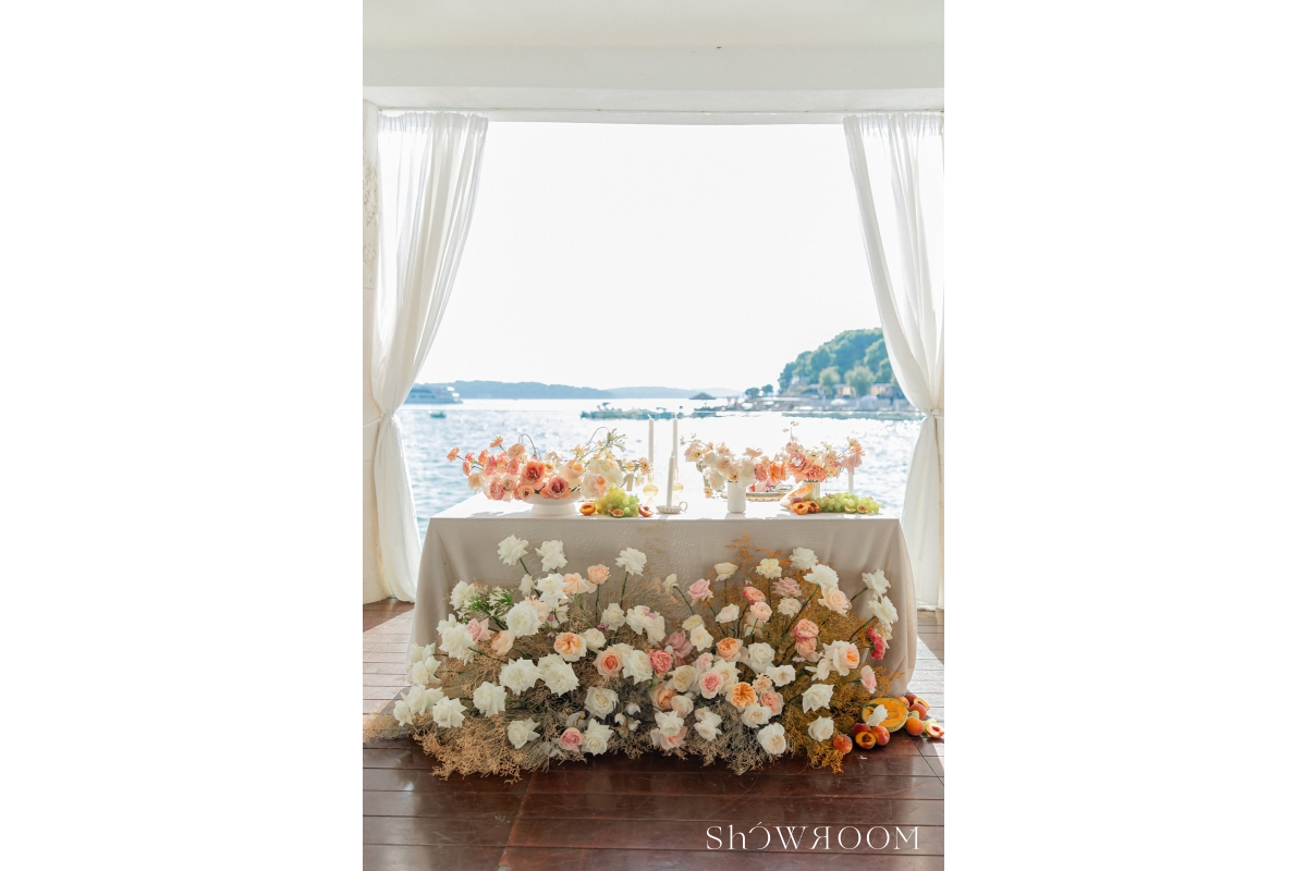 Hvar harmony: A romantic celebration in warm tones