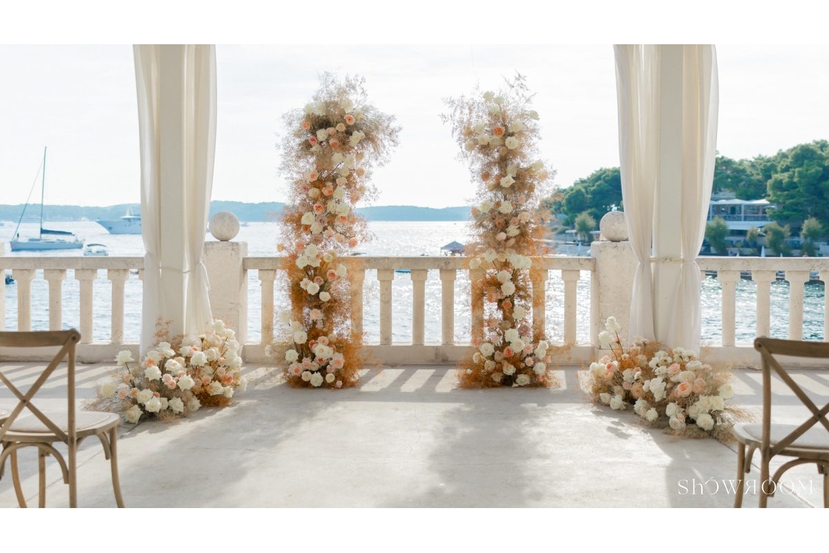 Hvar harmony: A romantic celebration in warm tones
