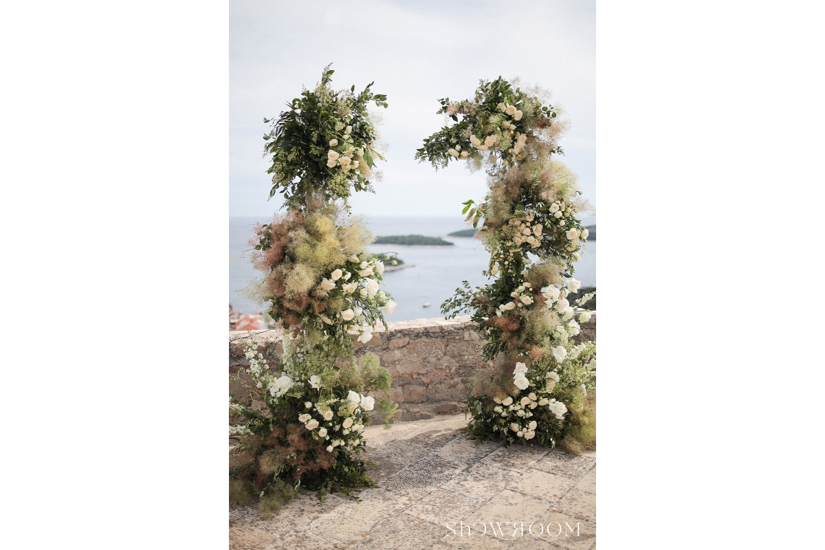 Traditional Croatian wedding - enchanting Hvar