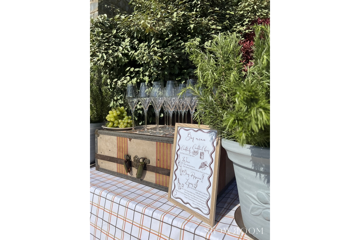 Rosemary cocktail table
