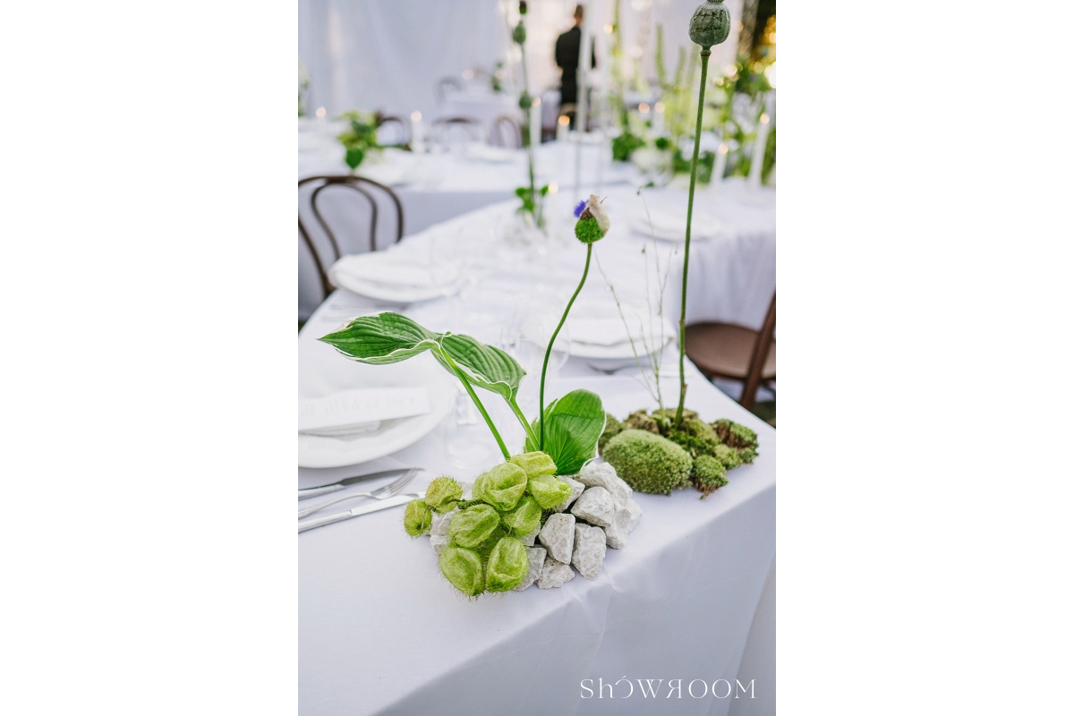Beyond imagination: Matrix inspired wedding design