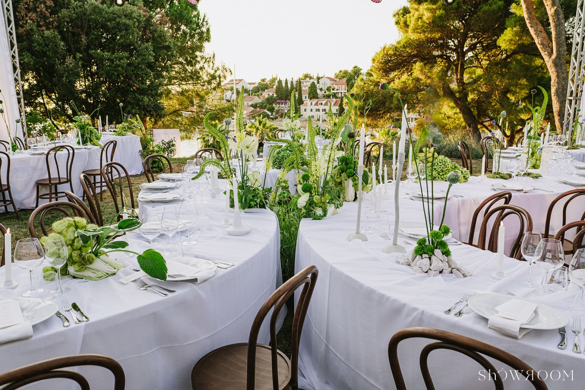 Beyond imagination: Matrix inspired wedding design