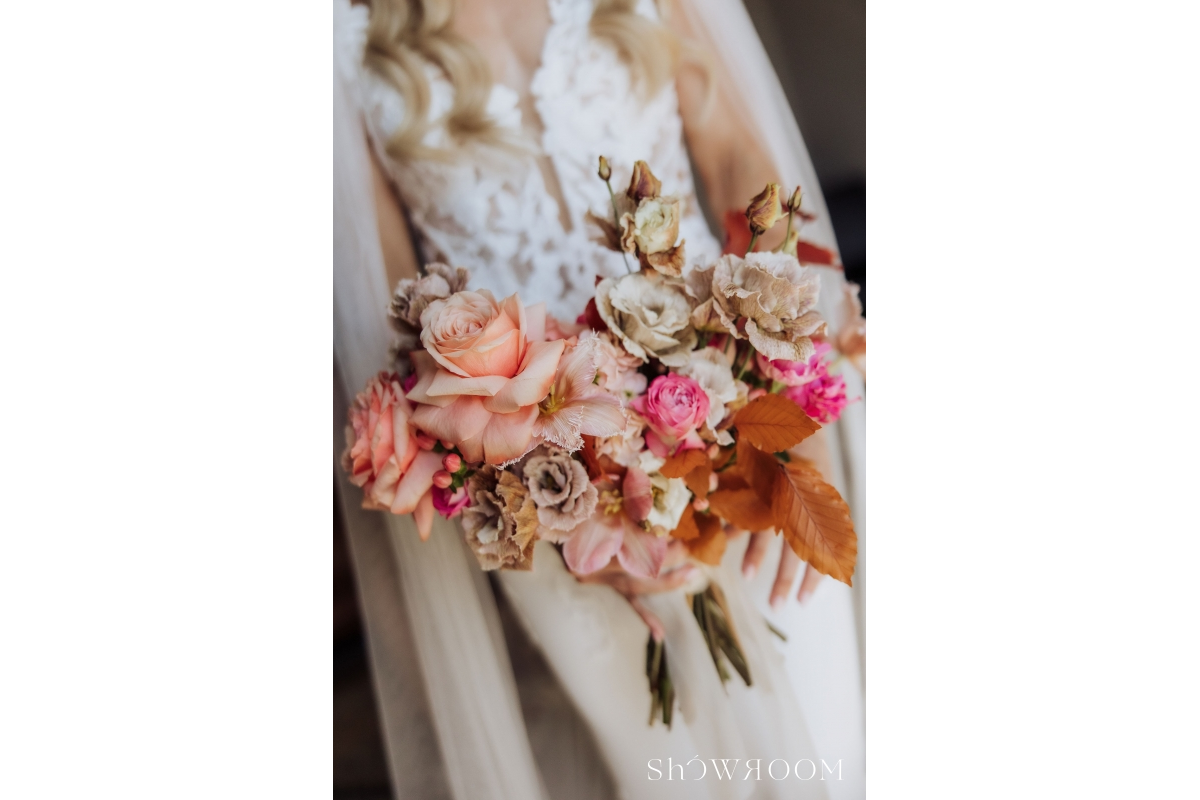 Hues of Romance in Early Summer at San Canzian