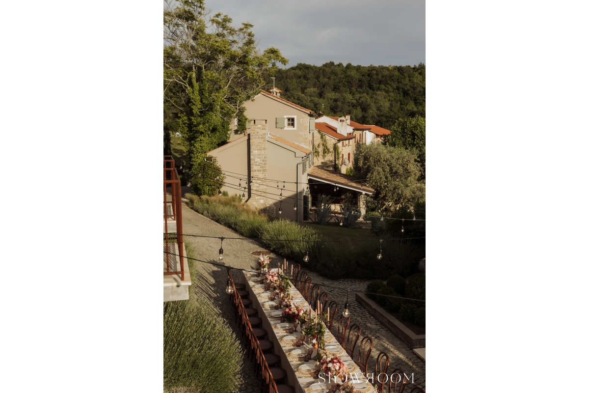 Hues of Romance in Early Summer at San Canzian
