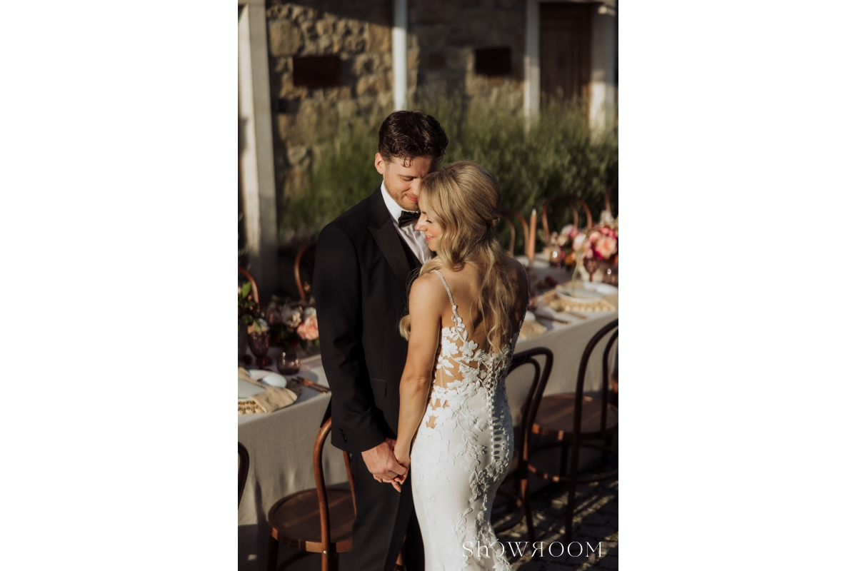 Hues of Romance in Early Summer at San Canzian